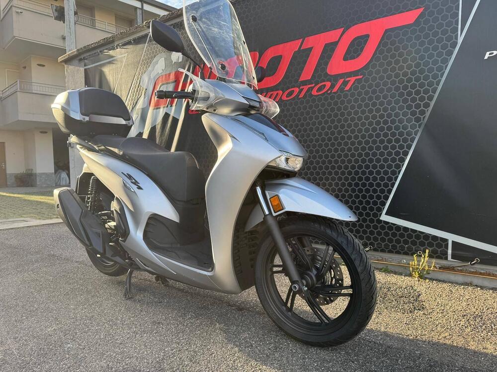 Honda SH 350i GT (2025 - 26) (3)