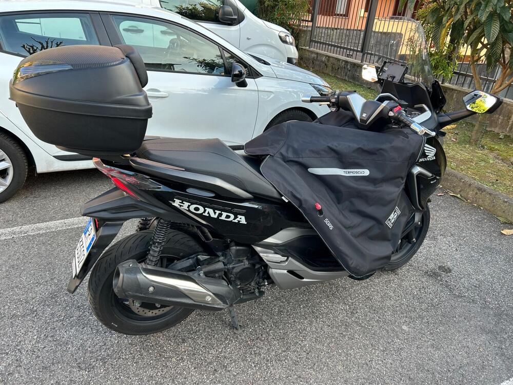 Honda Forza 300 Deluxe ABS (2018 - 20) (2)