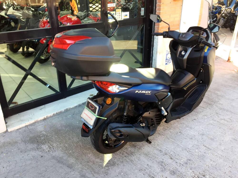 Yamaha N-Max 155 (2022 - 25) (8)