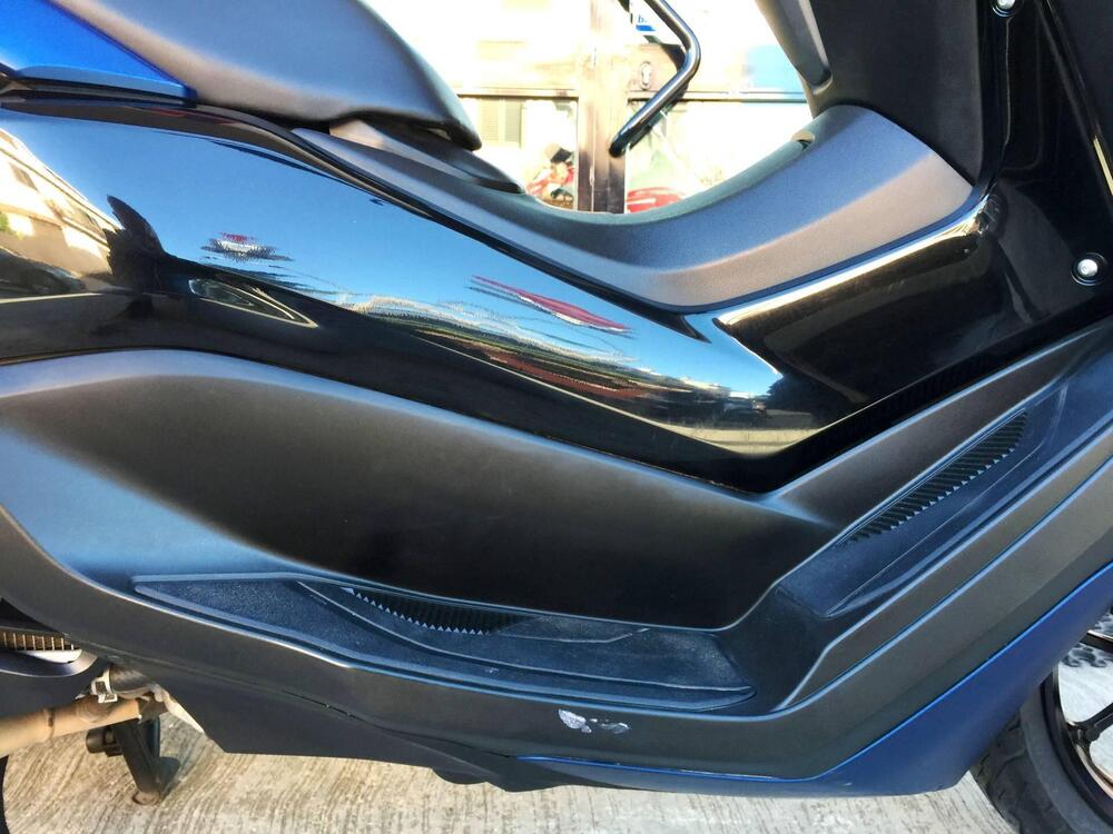Yamaha N-Max 155 (2022 - 25) (15)