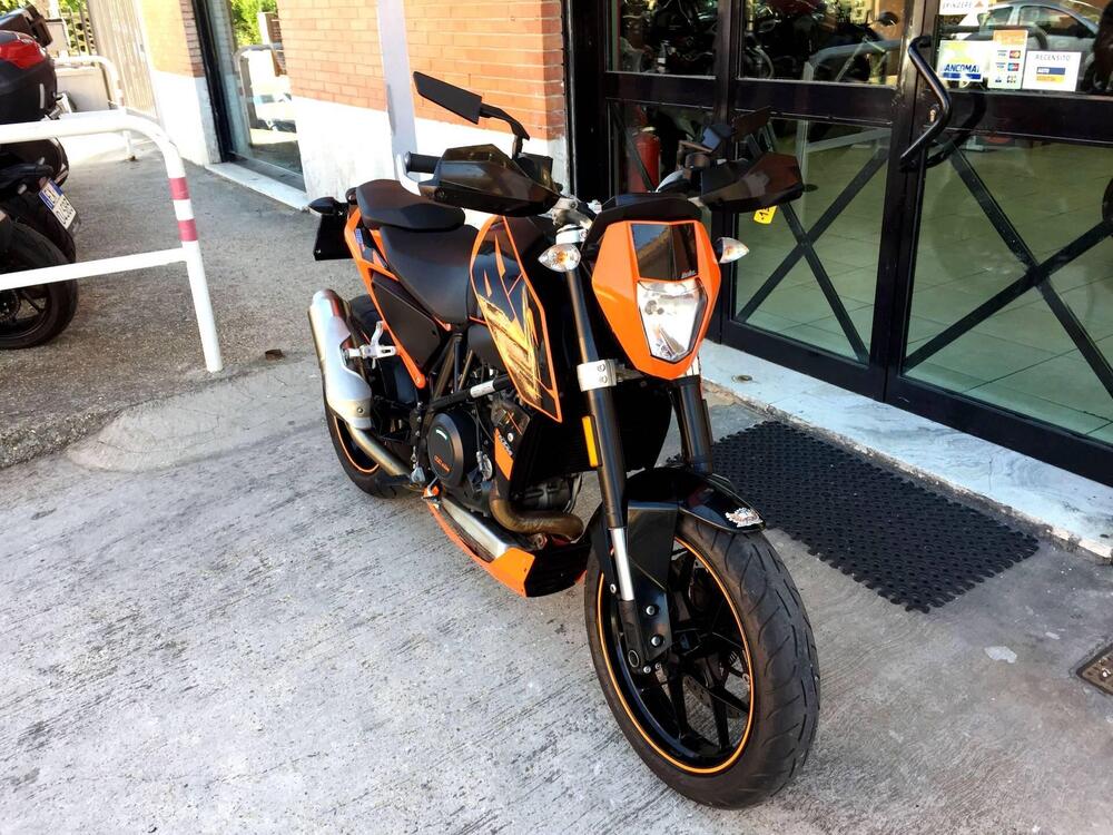 KTM 690 Duke (2012 - 16) (2)