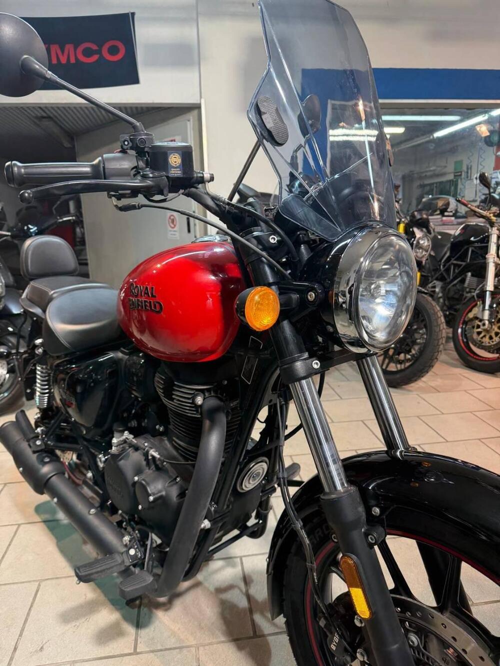 Royal Enfield Meteor 350 (2021 - 26) (2)