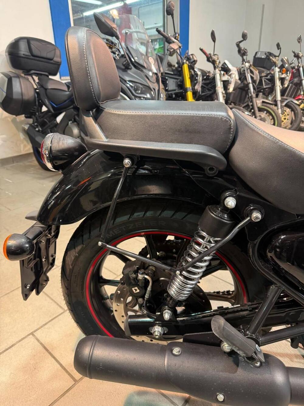 Royal Enfield Meteor 350 (2021 - 26) (5)
