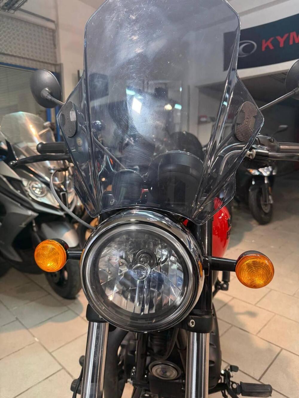 Royal Enfield Meteor 350 (2021 - 26) (8)