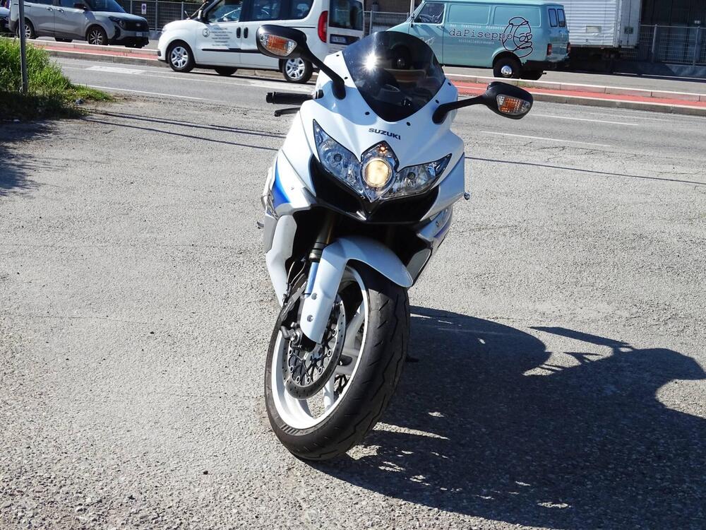 Suzuki GSX R 600 (2008 - 10) (3)