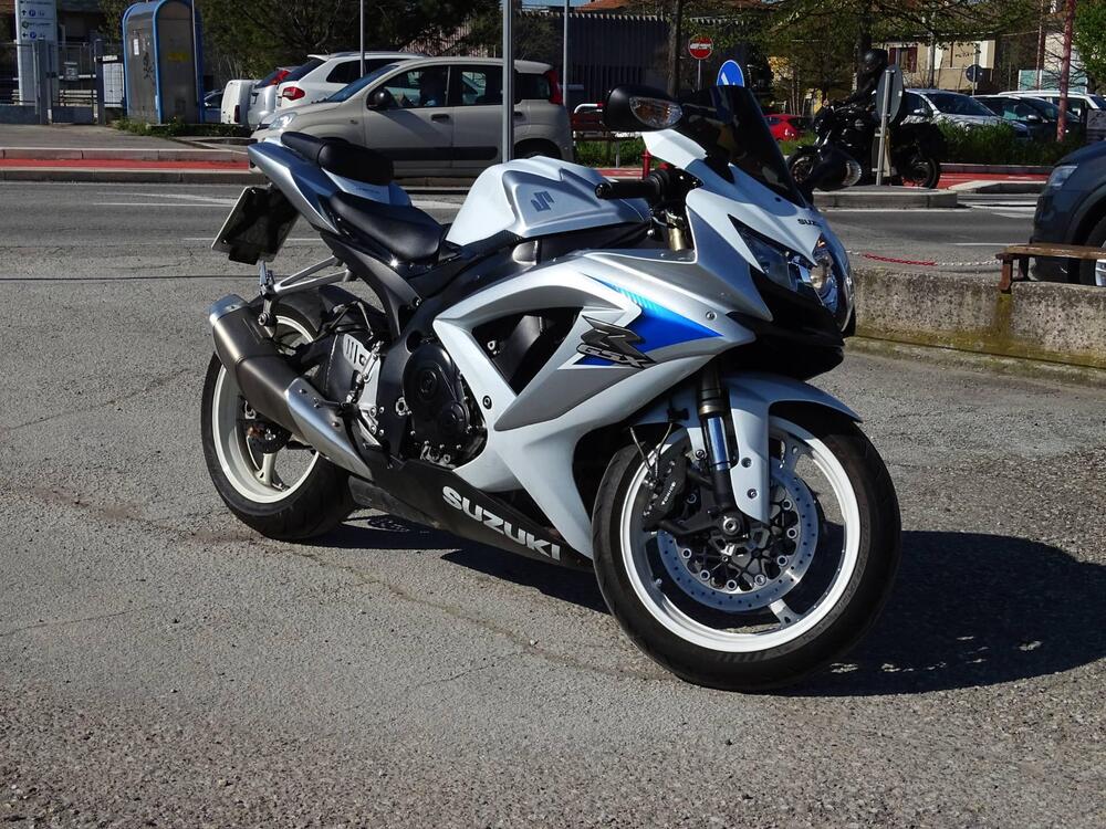 Suzuki GSX R 600 (2008 - 10) (4)