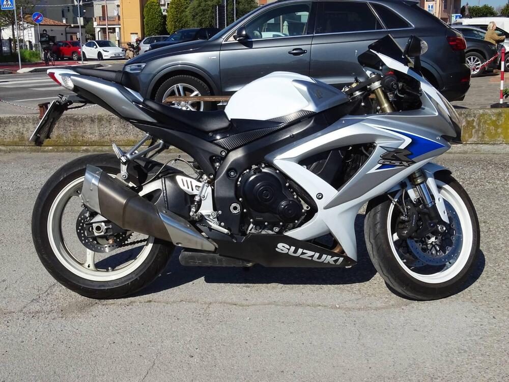 Suzuki GSX R 600 (2008 - 10) (5)