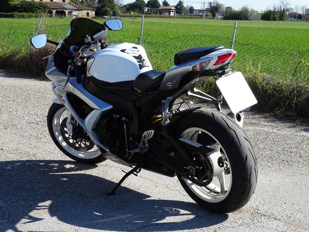 Suzuki GSX R 600 (2008 - 10) (8)