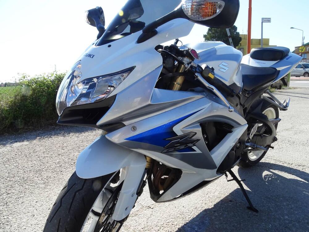 Suzuki GSX R 600 (2008 - 10) (11)