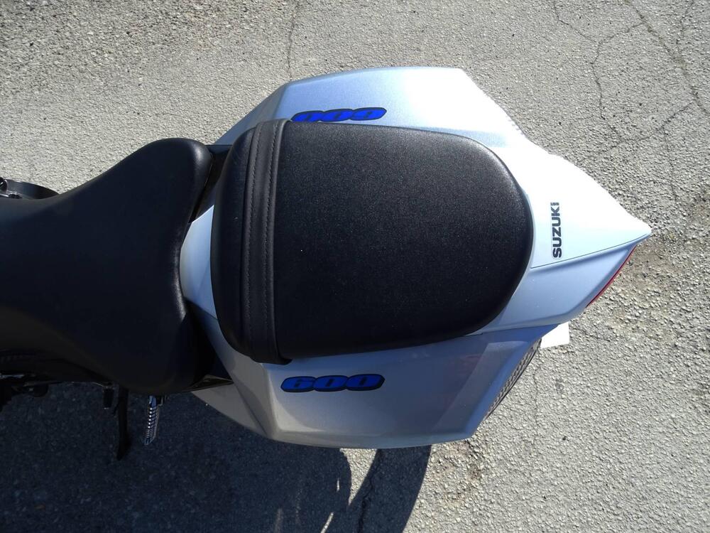 Suzuki GSX R 600 (2008 - 10) (12)