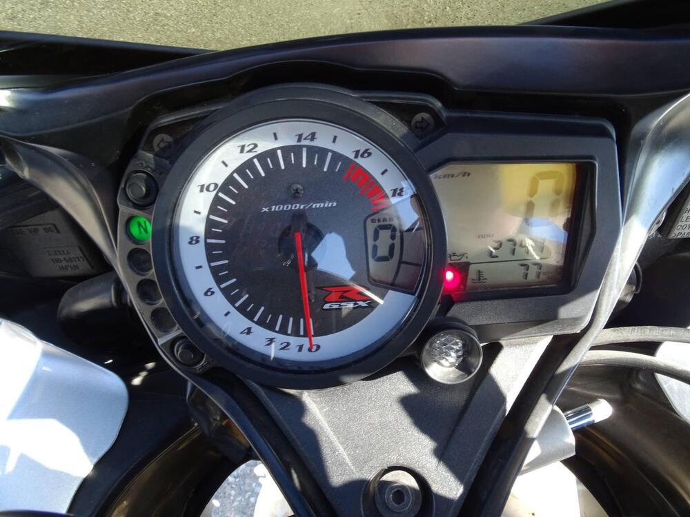 Suzuki GSX R 600 (2008 - 10) (15)