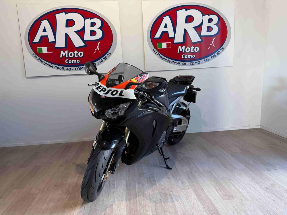 Honda CBR 1000 RR Fireblade (2008 - 11) (2)