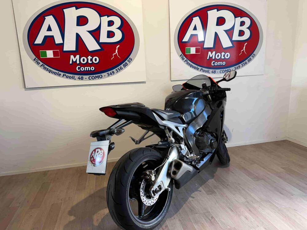 Honda CBR 1000 RR Fireblade (2008 - 11) (6)