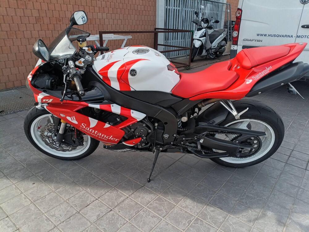 Yamaha YZF R1 (2009 - 11) (2)