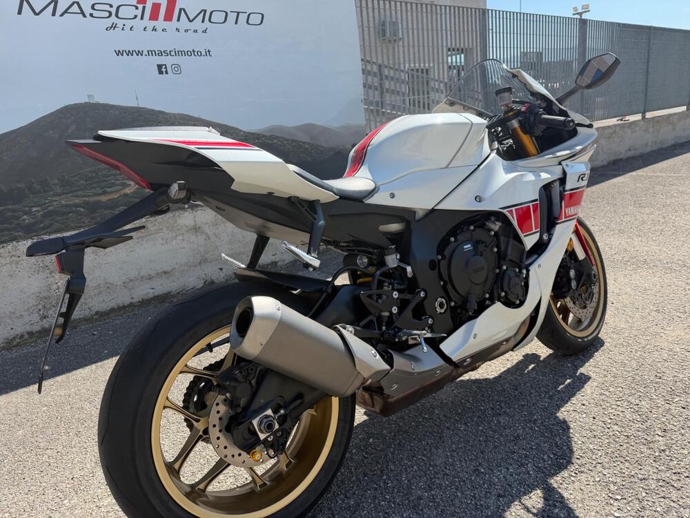 Yamaha YZF R1 World GP 60th Anniversary (2022 - 23) (3)