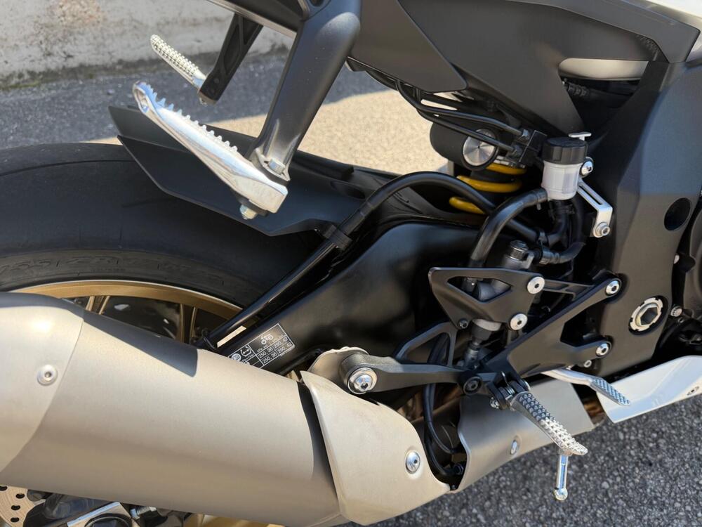 Yamaha YZF R1 World GP 60th Anniversary (2022 - 23) (8)