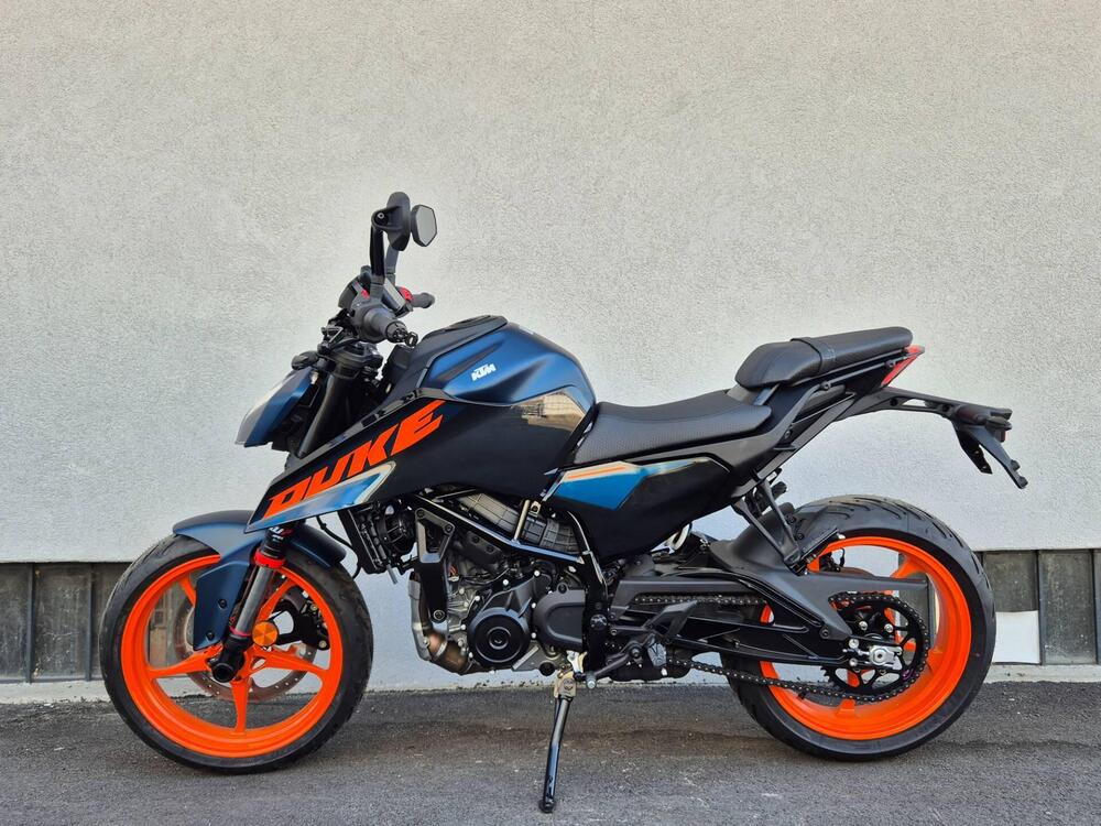 KTM 125 Duke (2024 - 25) (5)