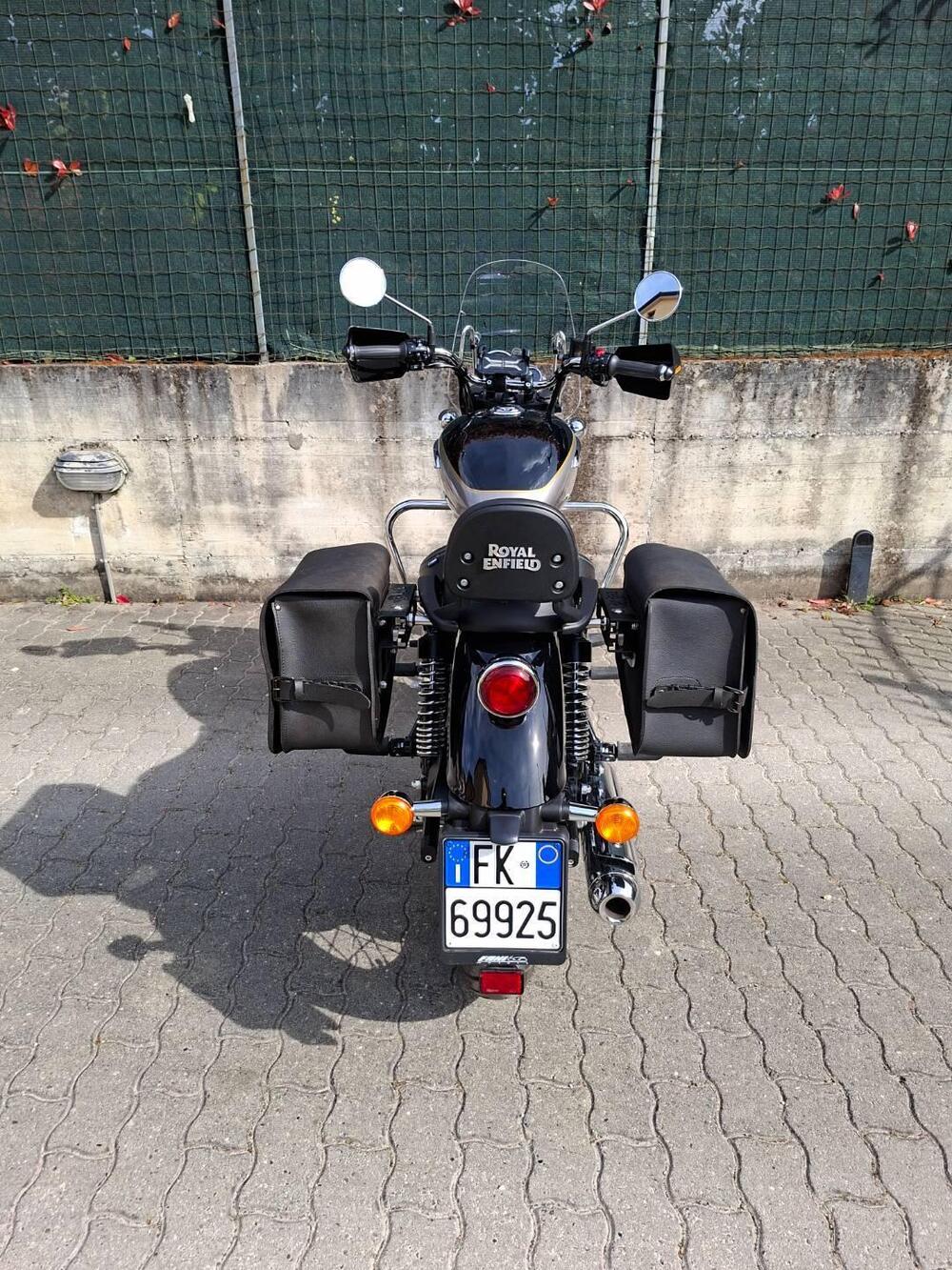 Royal Enfield Meteor 350 Aurora (2024 - 26) (4)