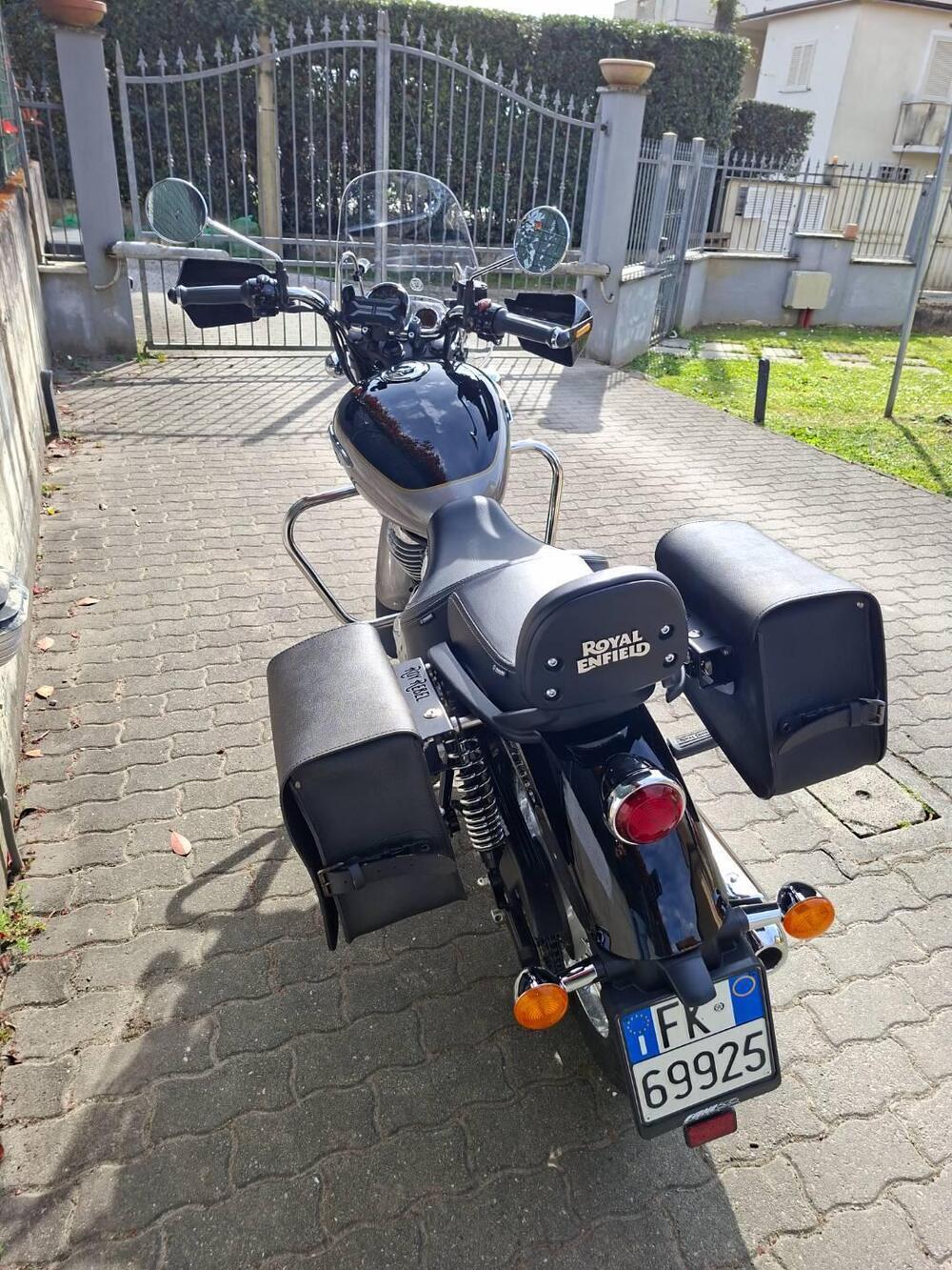 Royal Enfield Meteor 350 Aurora (2024 - 26) (6)