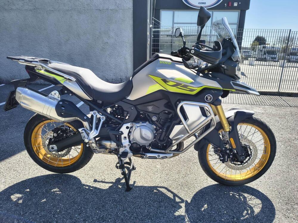 Voge Valico 900DSX (2024 - 26) (3)