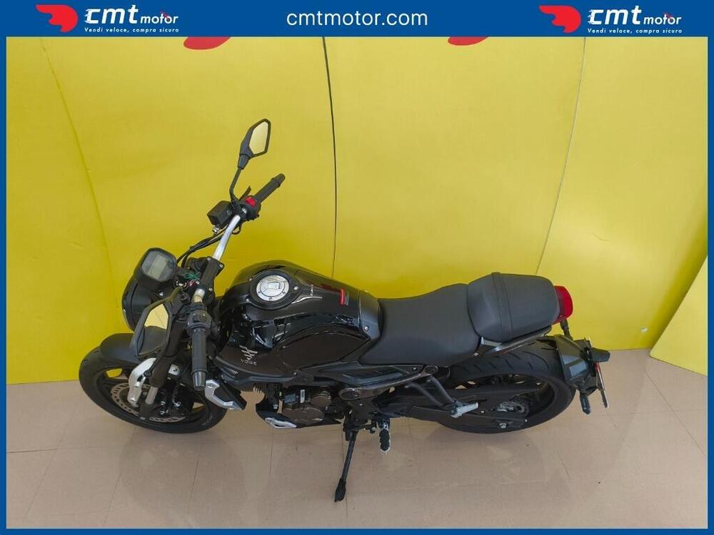 Voge Trofeo 300AC (2021 - 26) (11)