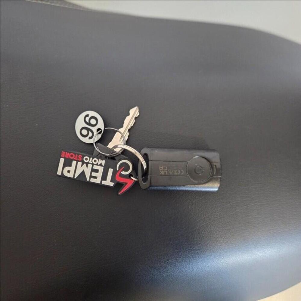 Yamaha X-Max 300 (2021 - 24) (2)