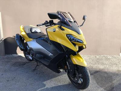 Yamaha T-Max 560 (2022 - 24) usata