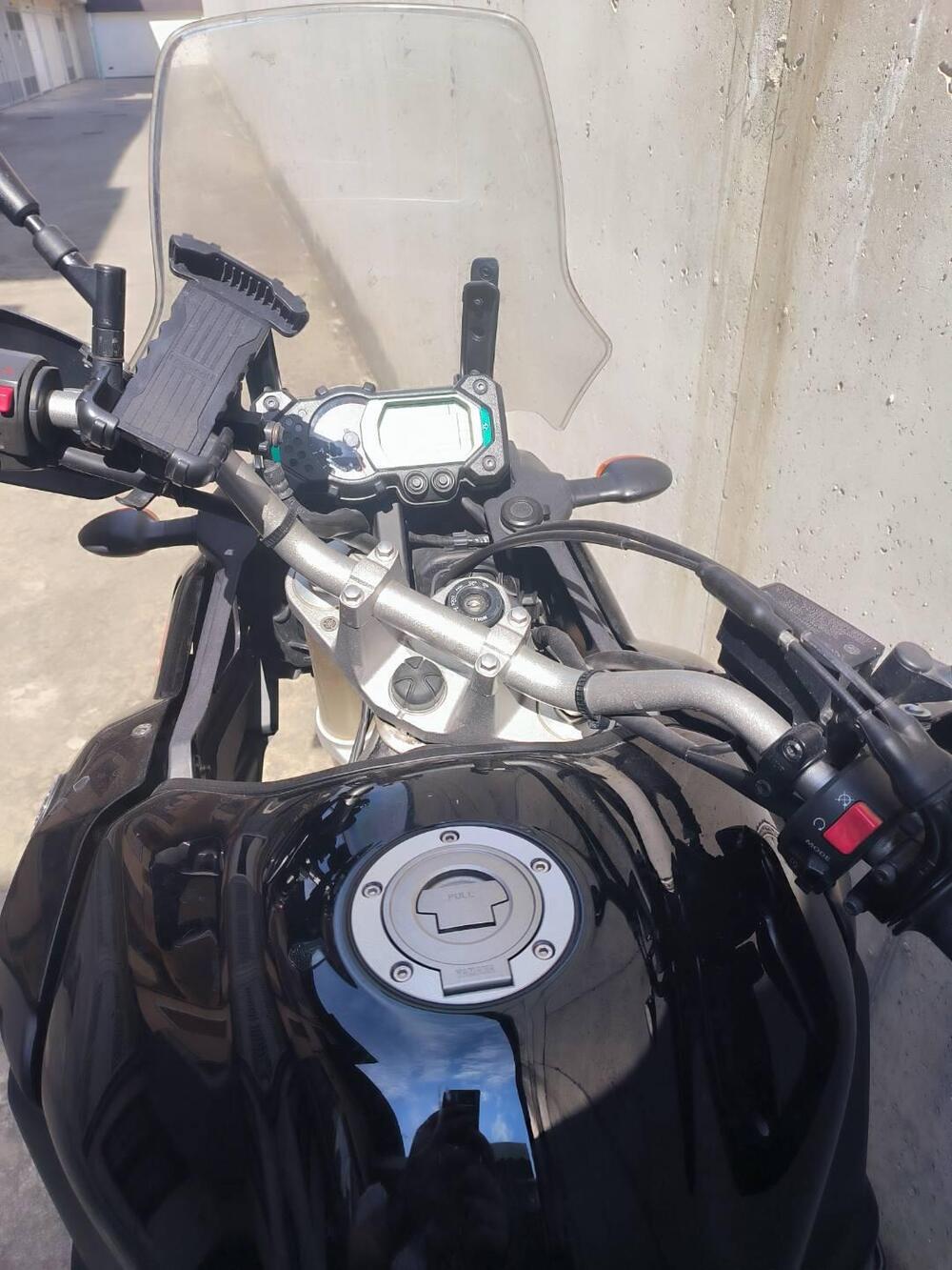 Yamaha XT1200Z Super Ténéré First Edition (2010 - 11) (3)