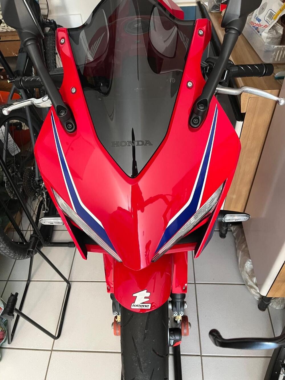 Honda CBR 650 R E-Clutch (2024 - 26) (3)