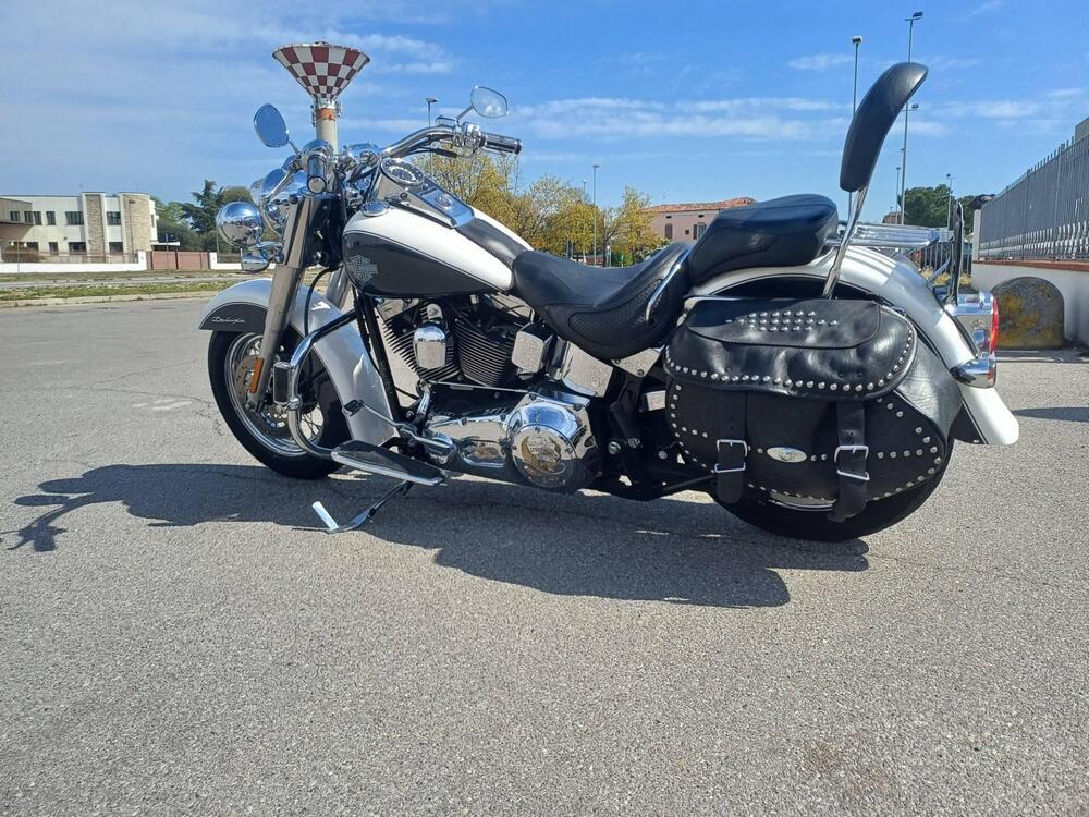 Harley-Davidson 1450 Deluxe (2005 - 06) - FLSTNI (2)