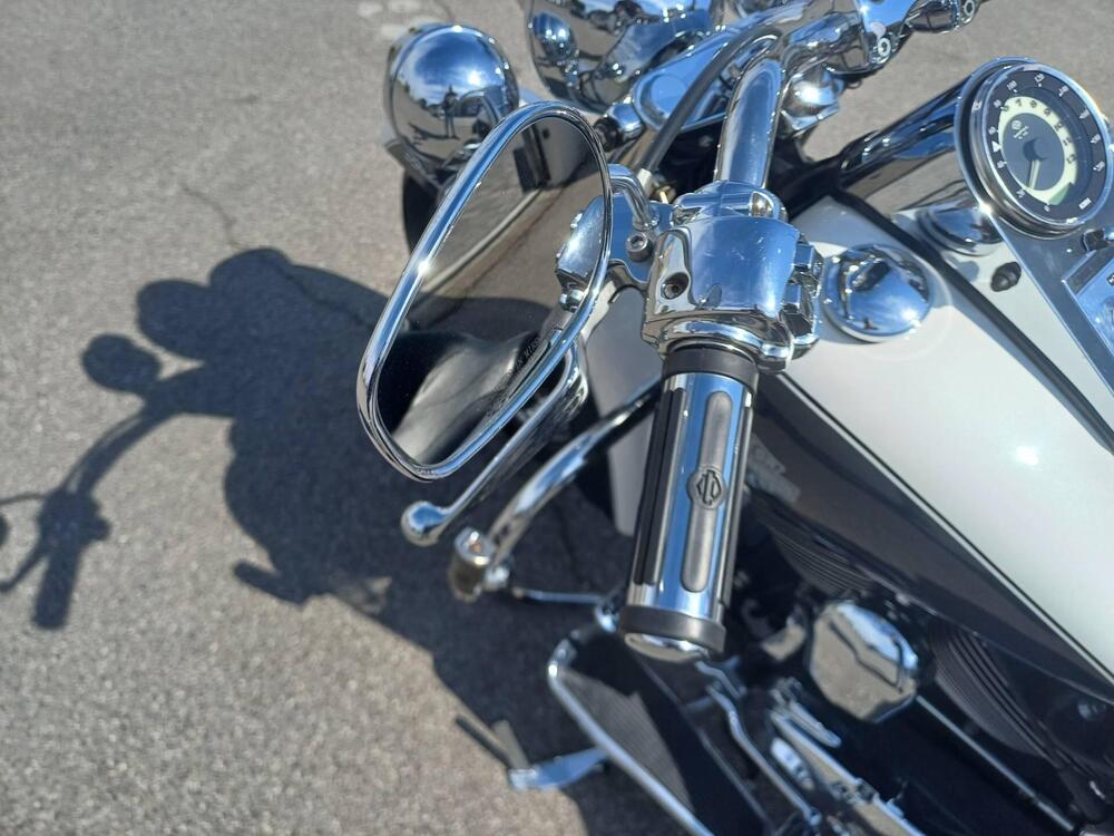 Harley-Davidson 1450 Deluxe (2005 - 06) - FLSTNI (9)