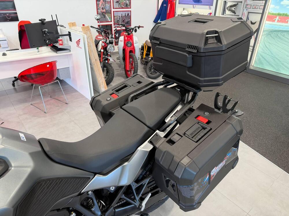 Honda Africa Twin CRF 1100L Adventure Sports Travel Edition (2022 - 23) (12)