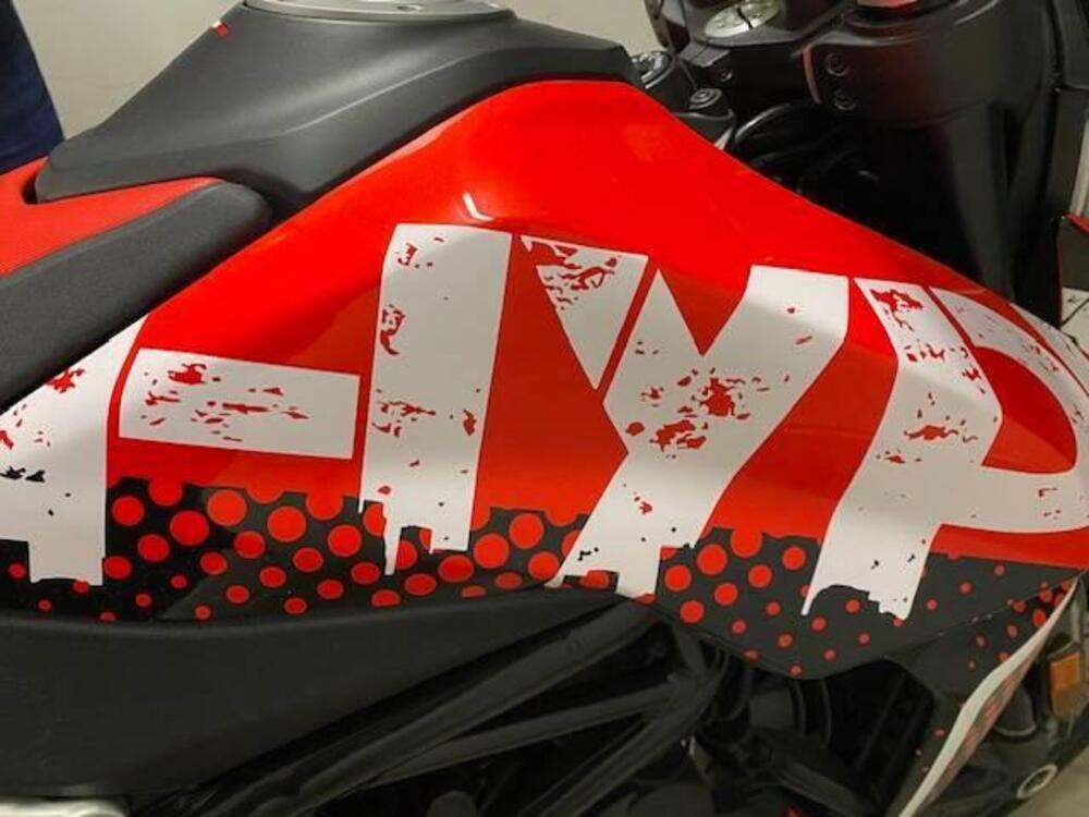 Ducati Hypermotard 950 RVE (2022 - 25) (4)