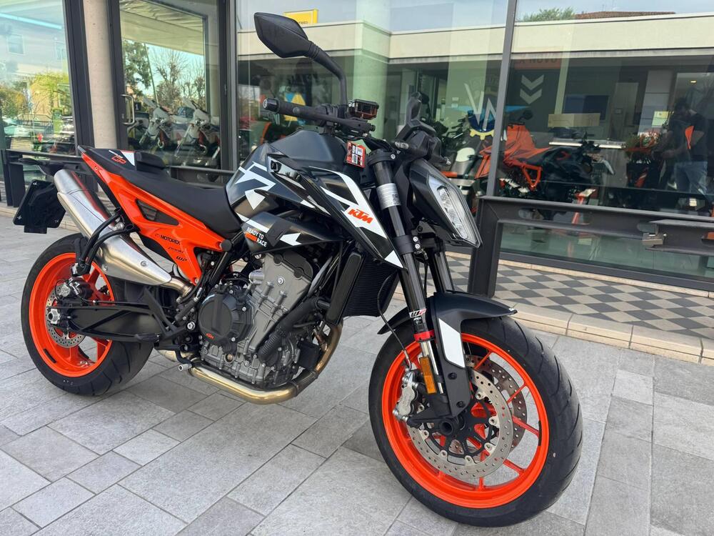 KTM 890 Duke GP (2022 - 23) (2)