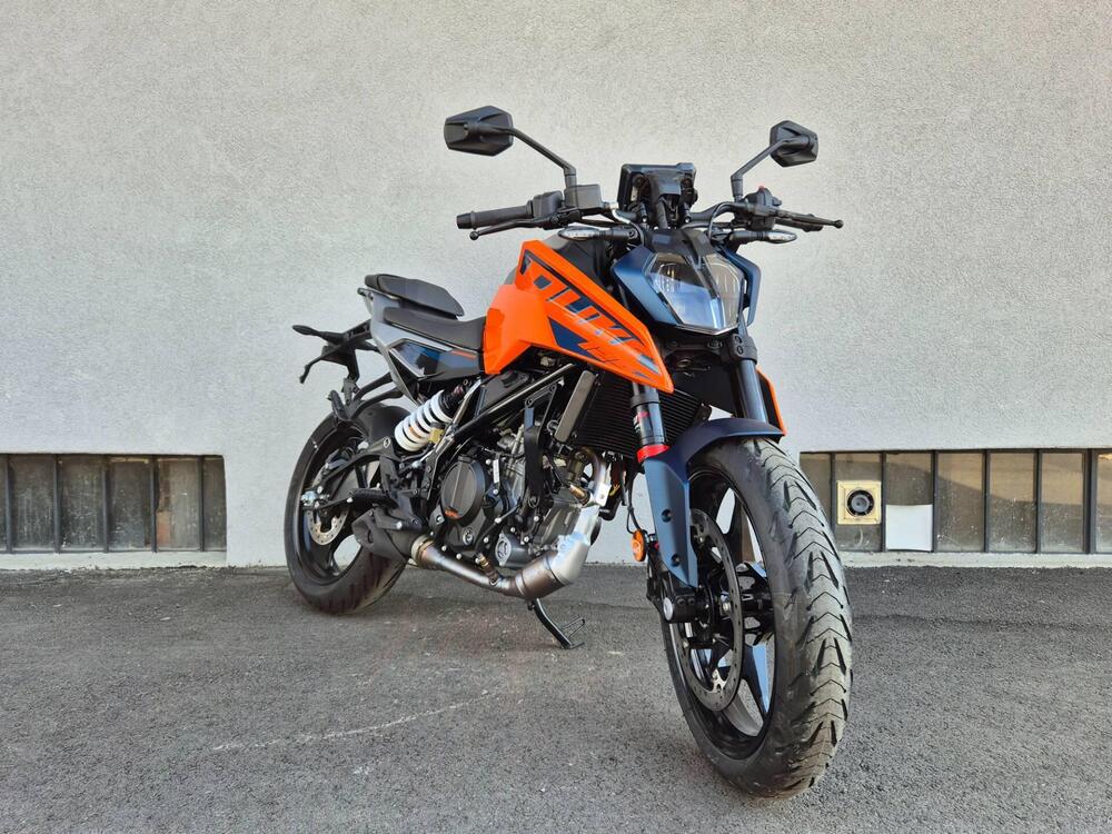 KTM 125 Duke (2024 - 25) (2)