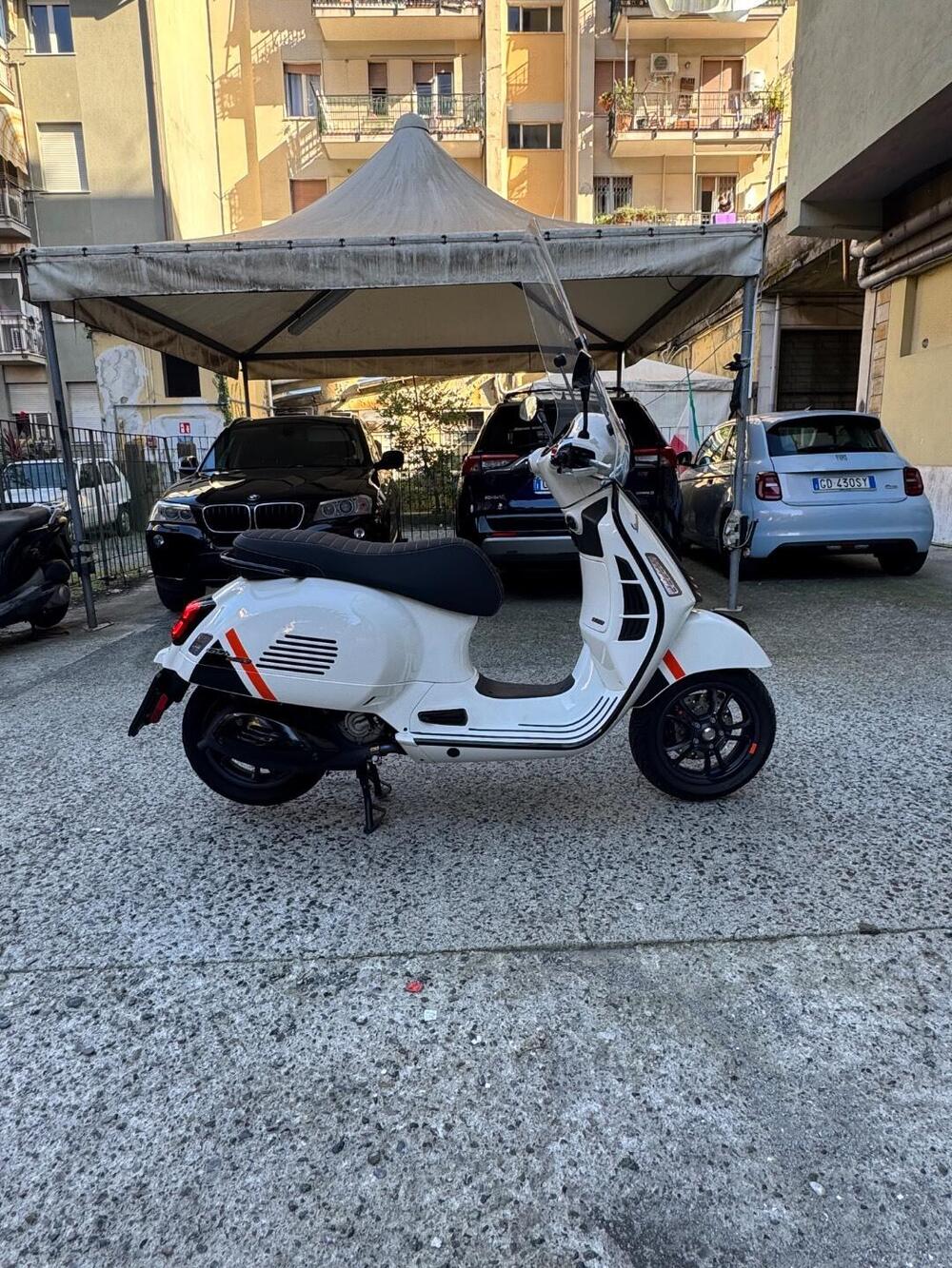 Vespa GTS 300 Super Sport (2023 - 24) (3)