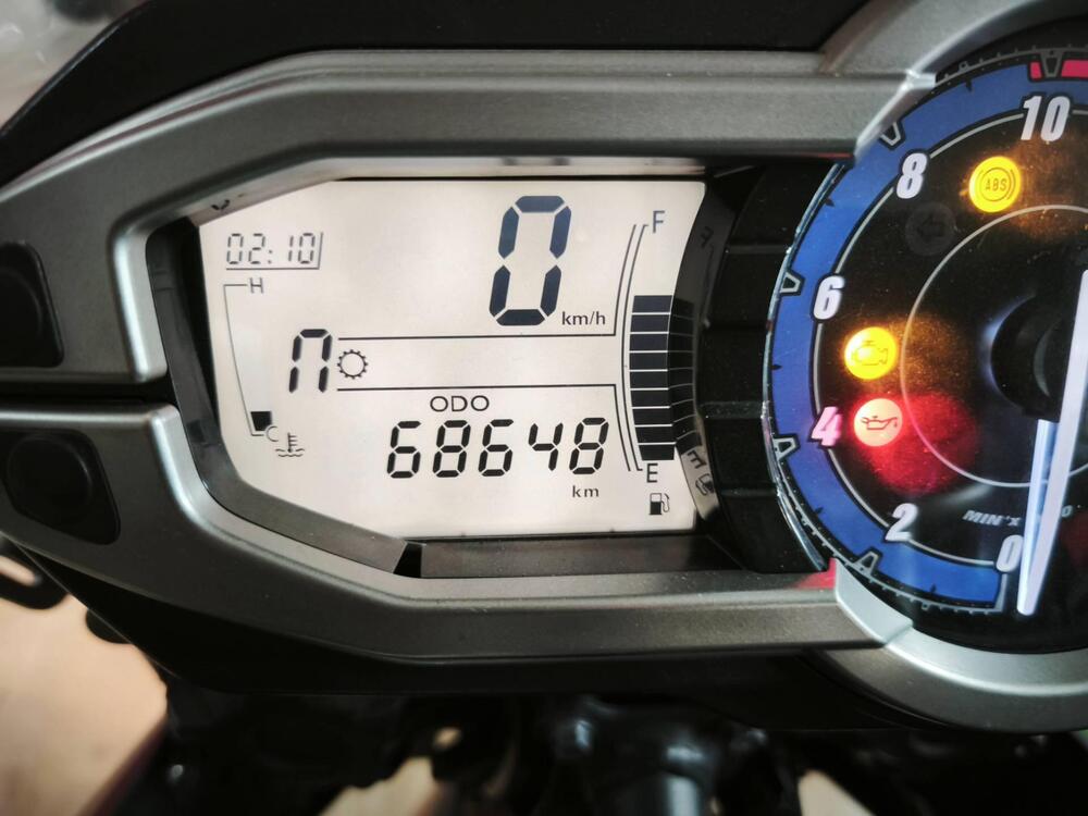 Triumph Tiger 800 XC (2011 - 12) (5)