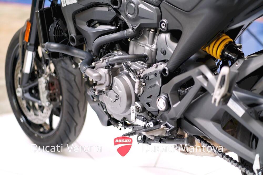 Ducati Monster 937 + (2021 - 25) (15)
