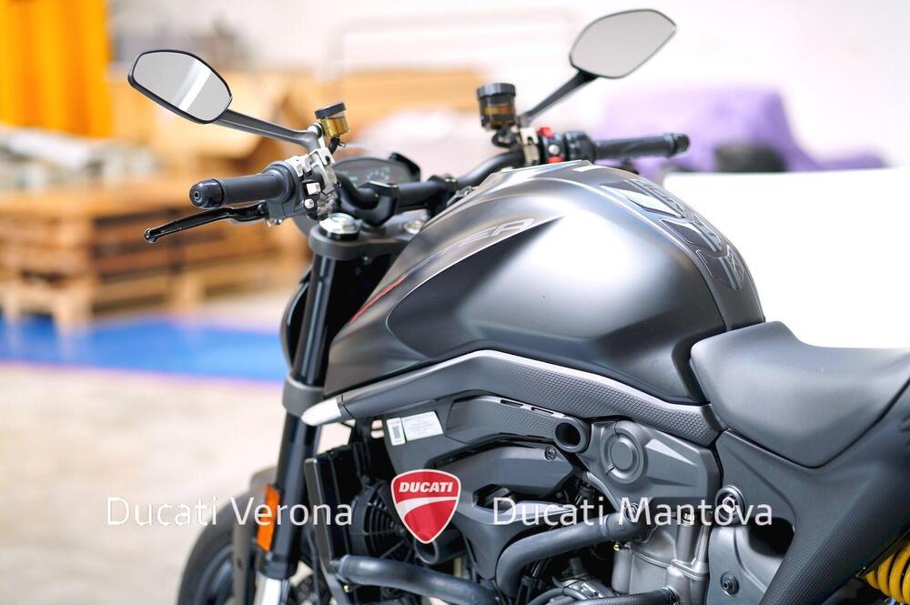 Ducati Monster 937 + (2021 - 25) (17)