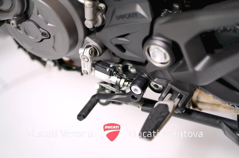 Ducati Monster 937 + (2021 - 25) (18)