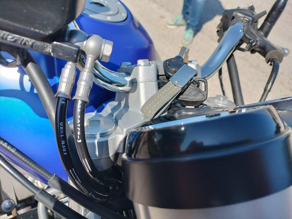 Honda Hornet 600 (2003 - 04) (3)