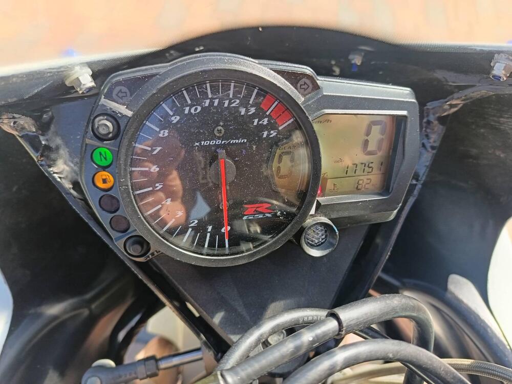 Suzuki GSX-R1000 (2005 - 06) (10)