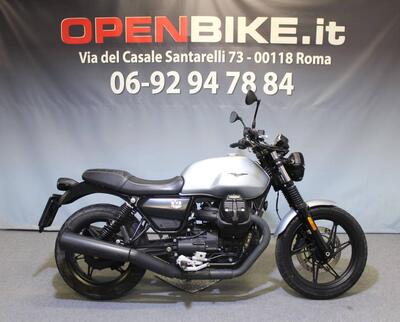 Moto Guzzi V7 Stone (2021 - 24) usata