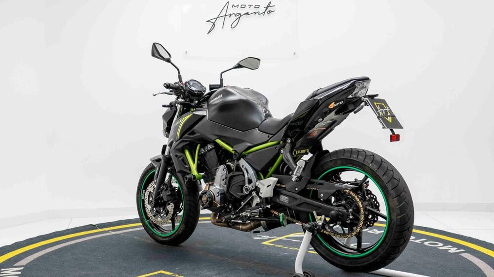 Kawasaki Z 650 (2017 - 19) (5)
