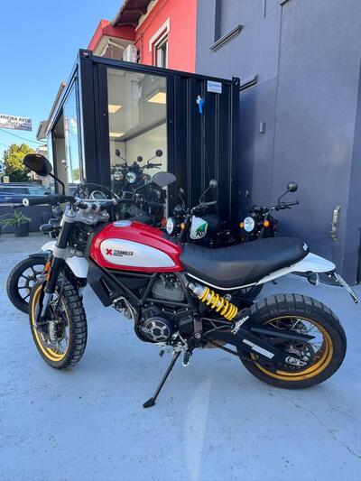 Ducati Scrambler 800 Desert Sled (2017 - 20) usata