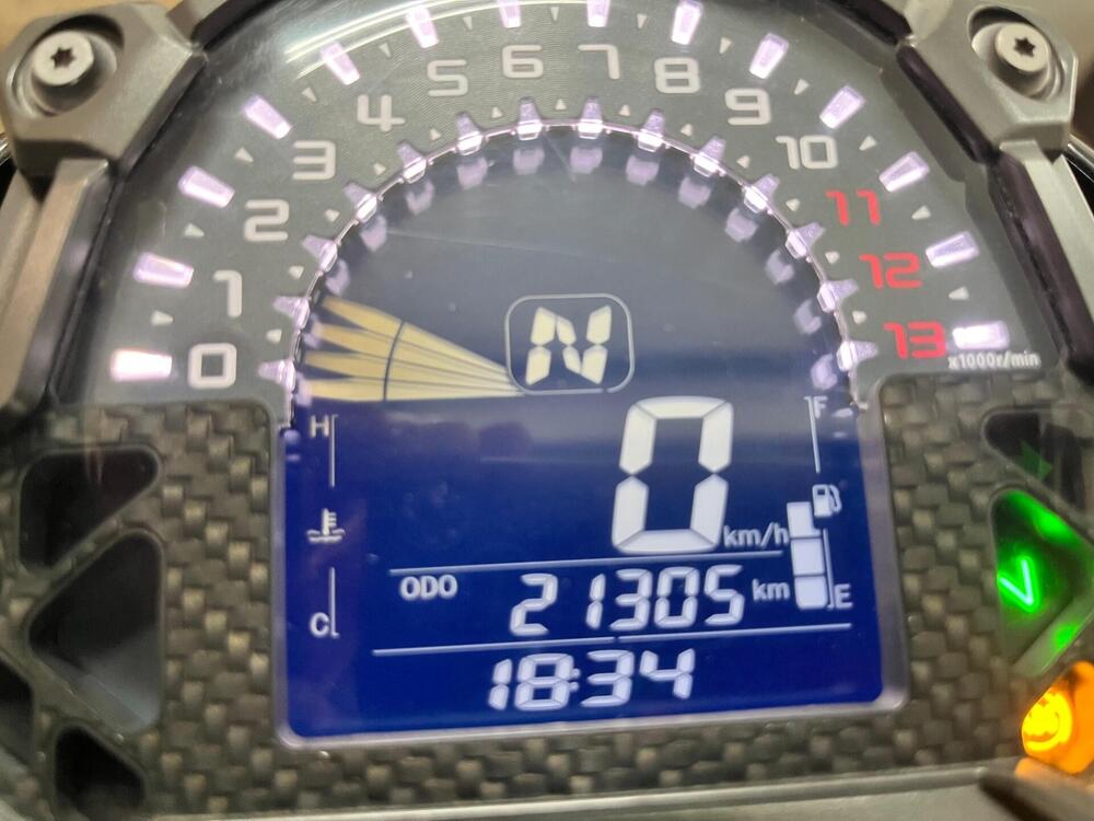 Kawasaki Z 900 (2017 - 18) (10)