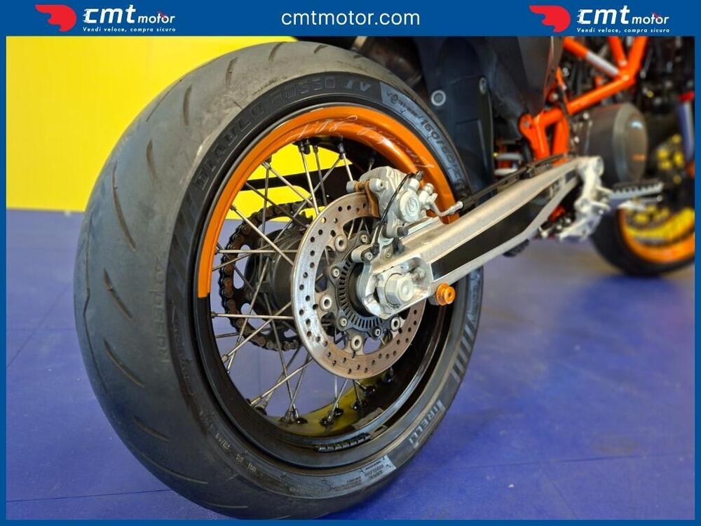 KTM 690 SMC R (2019 - 20) (10)