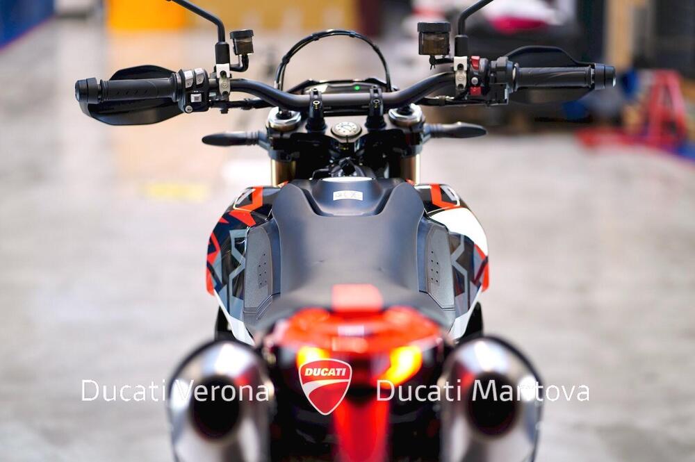 Ducati Hypermotard 698 Mono RVE (2024 - 26) (18)