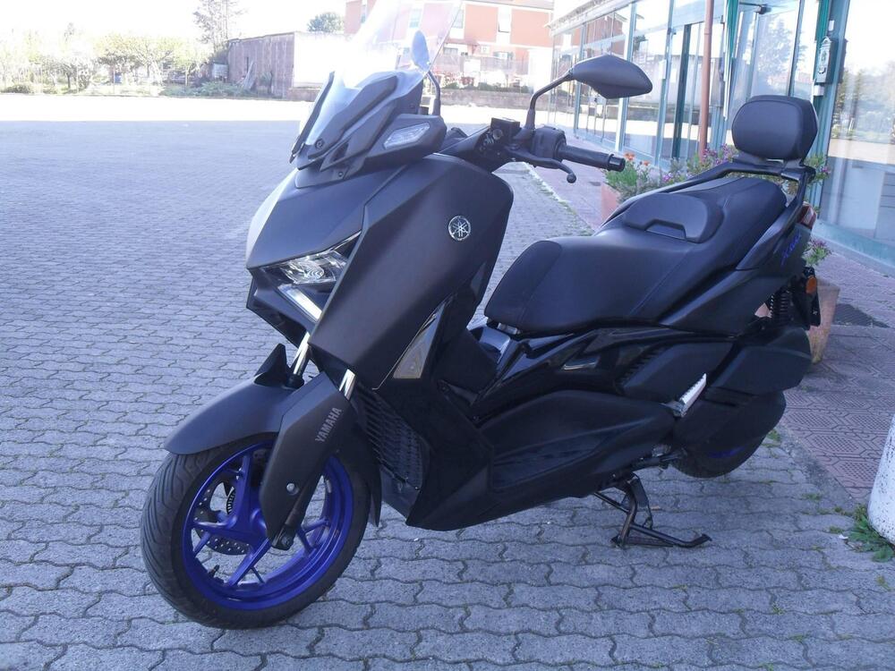Yamaha X-Max 300 (2025 - 26) (3)