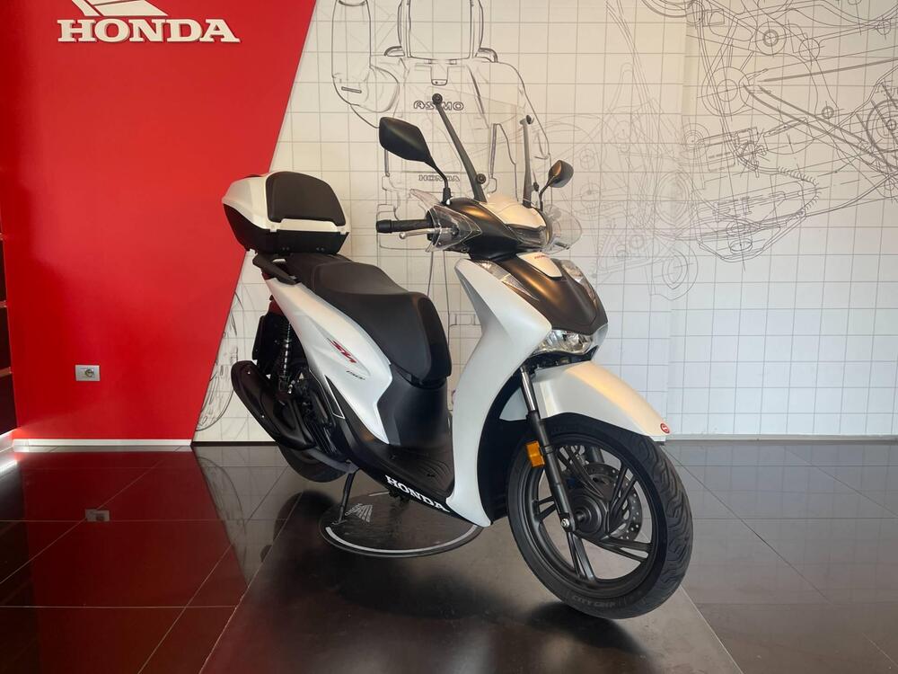 Honda SH 150i Sport (2024 - 25) (3)